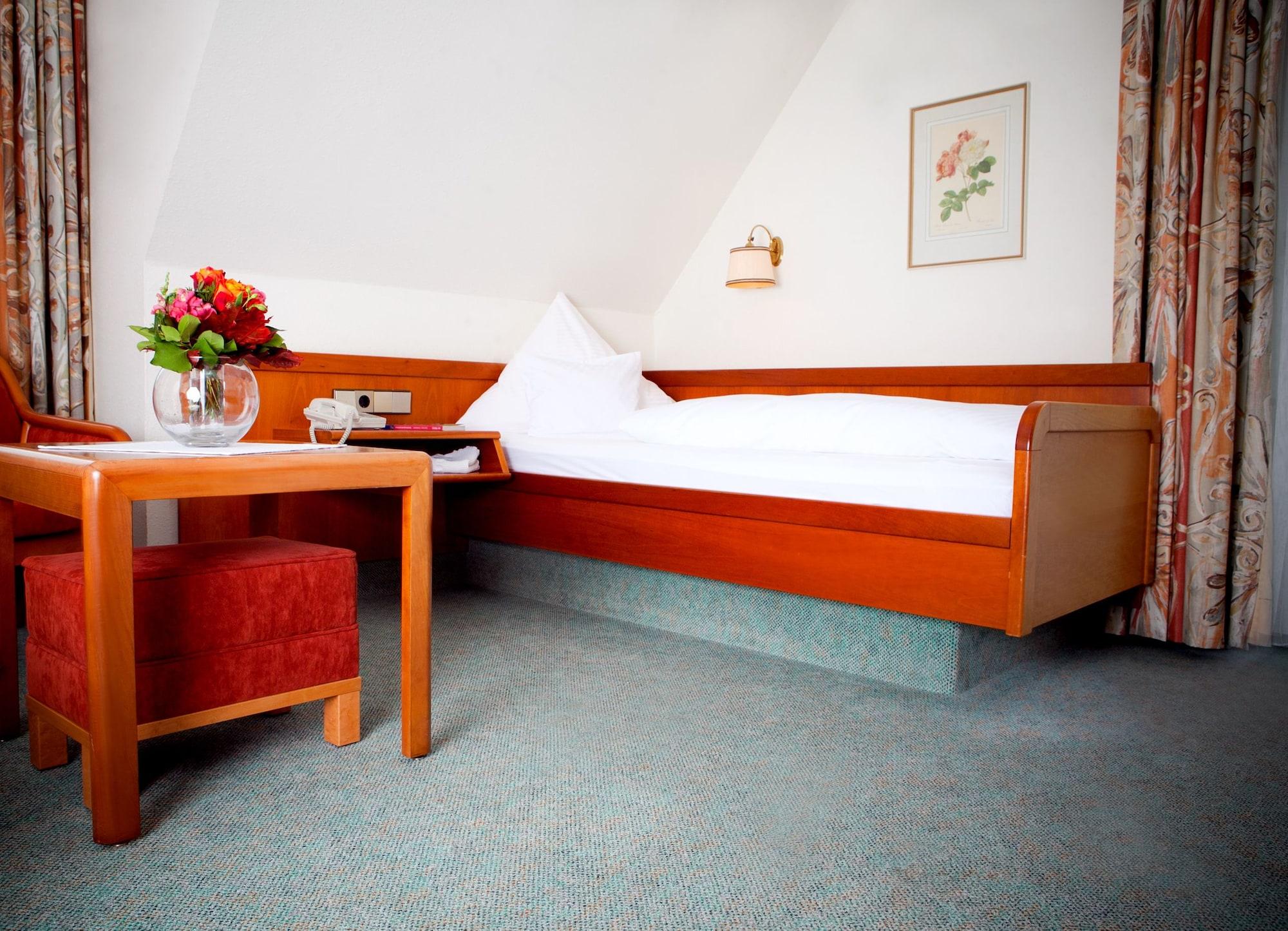 Roswitha Hotel 3*